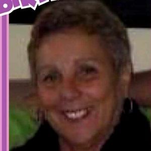 Meet your Posher, Estela